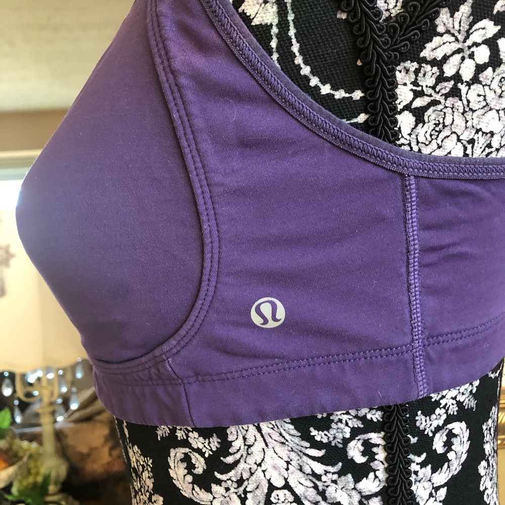 Lululemon athletica - Picture 3 of 7